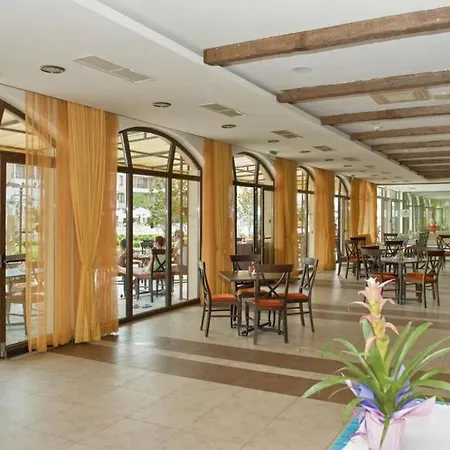 Royal Sun, 6 People, 600 M From The Sea * Sunny Beach